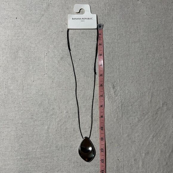 NWT Banana Republic Jewelry Chunky Silver Pendant Necklace with Black Cord - Picture 6 of 7